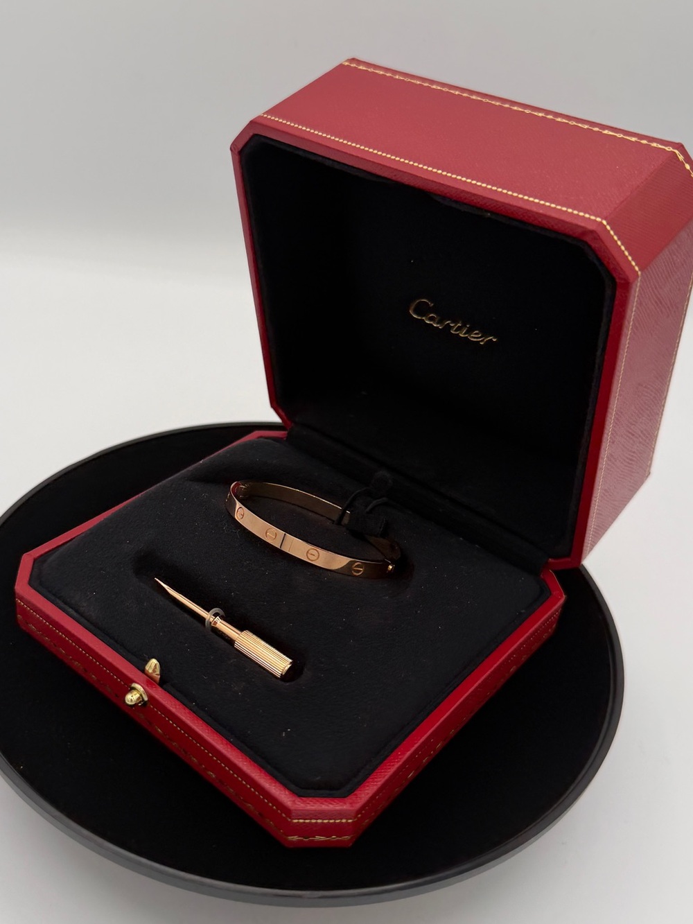 Cartier Rose Gold Love Bracelet MEDIUM - Picture 3 of 4